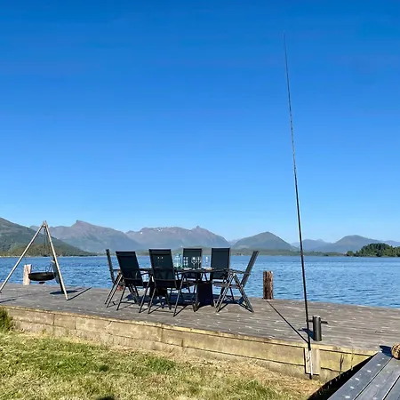 بيت للعطل Sjarmerende Med Privat Brygge *